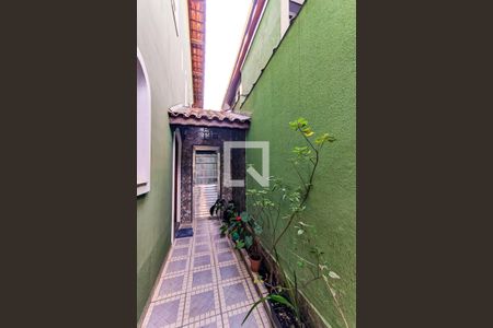 Casa de condomínio à venda com 135m², 3 quartos e 2 vagas Casa de condomínio à venda com 135m², 3 quartos e 2 vagasEntrada