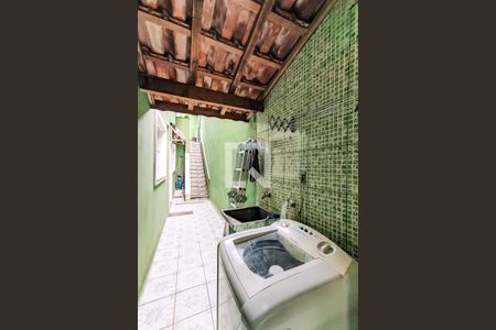 Casa de condomínio à venda com 135m², 3 quartos e 2 vagas Casa de condomínio à venda com 135m², 3 quartos e 2 vagasÁrea de Serviço