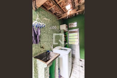 Casa de condomínio à venda com 135m², 3 quartos e 2 vagas Casa de condomínio à venda com 135m², 3 quartos e 2 vagasÁrea de Serviço