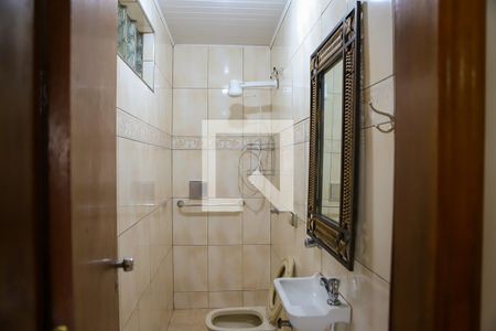 Banheiro da Sala de casa para alugar com 3 quartos, 210m² em Vila Dom Pedro I, São Paulo