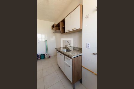 Apartamento para alugar com 43m², 2 quartos e 2 vagasCozinha e Área de Serviço