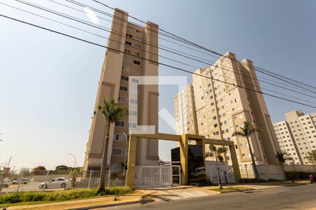 Apartamento para alugar com 43m², 2 quartos e 2 vagasFachada do Condomínio