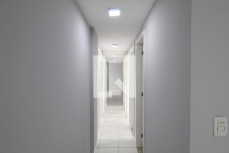 Apartamento para alugar com 114m², 4 quartos e 2 vagasCorredor