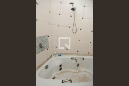 Casa à venda com 500m², 3 quartos e 7 vagasBanheiro