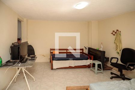 Casa à venda com 500m², 3 quartos e 7 vagasKitnet