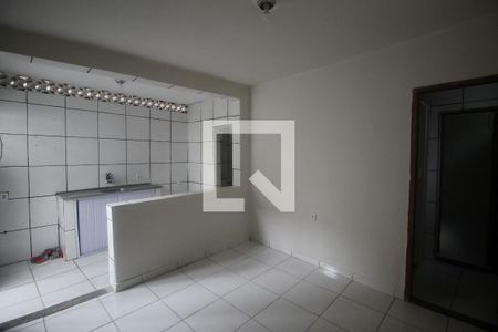 Sala de casa para alugar com 2 quartos, 72m² em Trindade, São Gonçalo