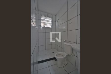 Banheiro de casa para alugar com 2 quartos, 72m² em Trindade, São Gonçalo