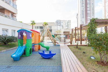 Apartamento para alugar com 117m², 3 quartos e 2 vagasÁrea Comum - Playground