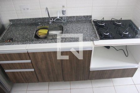 Cozinha de apartamento para alugar com 2 quartos, 33m² em Vila São João, Guarulhos