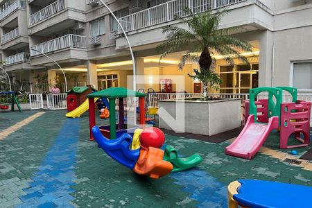 Apartamento à venda com 76m², 3 quartos e 1 vagaParque infantil