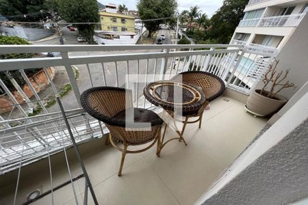 Apartamento à venda com 76m², 3 quartos e 1 vagaVaranda 