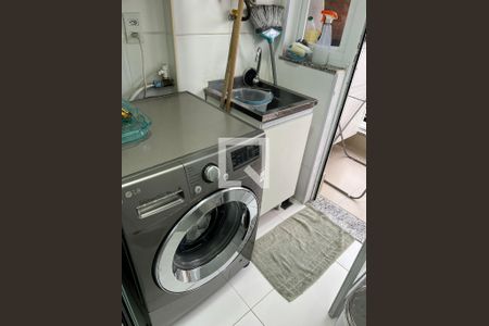 Apartamento à venda com 76m², 3 quartos e 1 vagaÁrea de Serviço