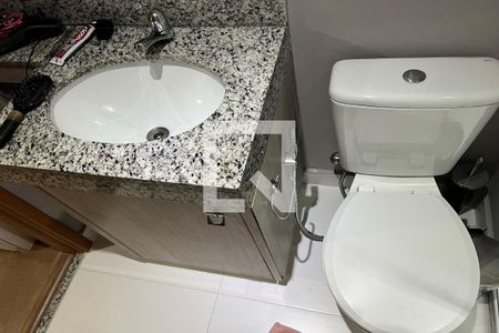Apartamento à venda com 76m², 3 quartos e 1 vagaBanheiro suíte 1