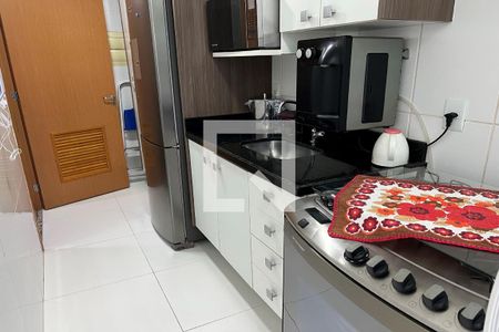Apartamento à venda com 76m², 3 quartos e 1 vagaCozinha - Armários