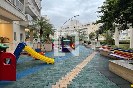 Apartamento à venda com 76m², 3 quartos e 1 vagaParque infantil