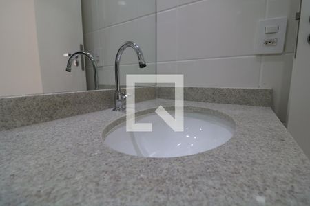 Apartamento para alugar com 65m², 3 quartos e 1 vagaBanheiro Social - pia