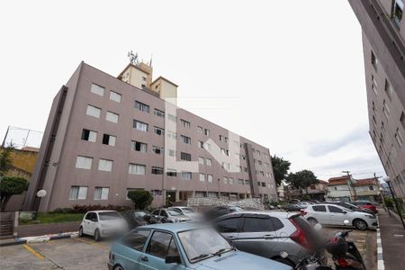 Apartamento à venda com 64m², 2 quartos e 1 vaga Apartamento à venda com 64m², 2 quartos e 1 vagaFachada