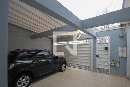 Casa à venda com 170m², 3 quartos e 2 vagasGaragem