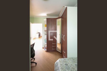 Casa à venda com 170m², 3 quartos e 2 vagasSuite