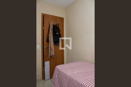 Quarto de apartamento para alugar com 2 quartos, 49m² em Cascadura, Rio de Janeiro