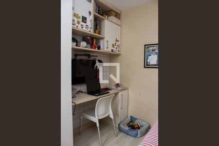 Quarto de apartamento para alugar com 2 quartos, 49m² em Cascadura, Rio de Janeiro