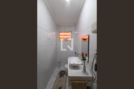 Lavabo de casa à venda com 3 quartos, 126m² em Jardim Paraguaçu, São Paulo