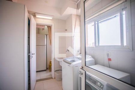 Apartamento à venda com 193m², 4 quartos e 3 vagas Apartamento à venda com 193m², 4 quartos e 3 vagasÁrea de Serviço