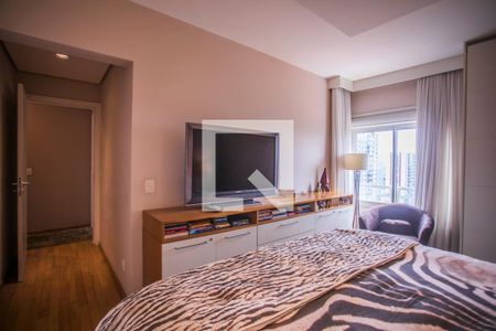 Apartamento à venda com 193m², 4 quartos e 3 vagas Apartamento à venda com 193m², 4 quartos e 3 vagasSuíte 1