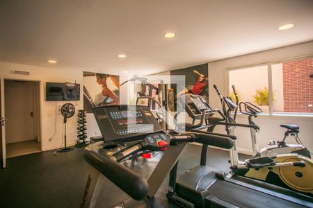 Apartamento à venda com 193m², 4 quartos e 3 vagas Apartamento à venda com 193m², 4 quartos e 3 vagasÁrea comum - Academia