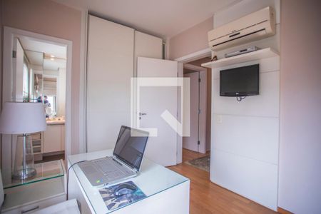 Apartamento à venda com 193m², 4 quartos e 3 vagas Apartamento à venda com 193m², 4 quartos e 3 vagasSuíte 2