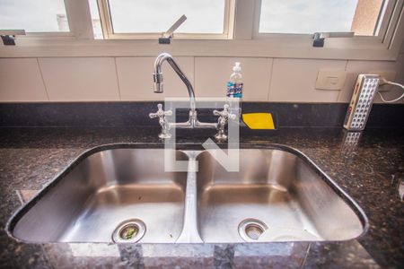 Apartamento à venda com 193m², 4 quartos e 3 vagas Apartamento à venda com 193m², 4 quartos e 3 vagasCozinha - Torneira