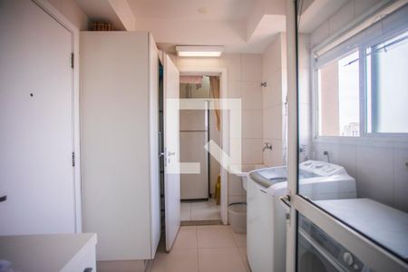 Apartamento à venda com 193m², 4 quartos e 3 vagas Apartamento à venda com 193m², 4 quartos e 3 vagasÁrea de Serviço