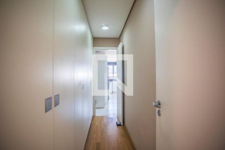 Apartamento à venda com 193m², 4 quartos e 3 vagas Apartamento à venda com 193m², 4 quartos e 3 vagasCorredor - Cozinha