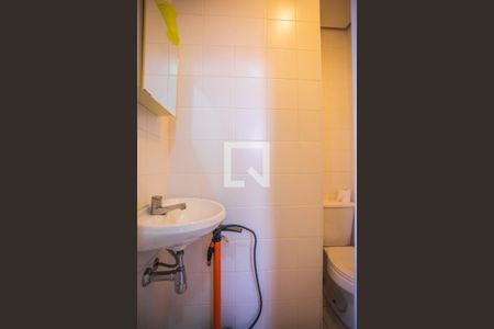 Apartamento à venda com 193m², 4 quartos e 3 vagas Apartamento à venda com 193m², 4 quartos e 3 vagasBanheiro de Serviço