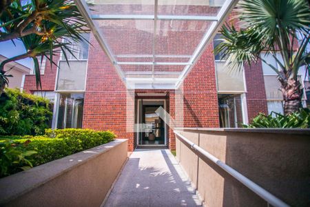 Apartamento à venda com 193m², 4 quartos e 3 vagas Apartamento à venda com 193m², 4 quartos e 3 vagasHall de Entrada