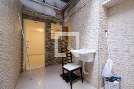 Apartamento para alugar com 80m², 2 quartos e sem vaga Apartamento para alugar com 80m², 2 quartos e sem vagaÁrea de Serviço