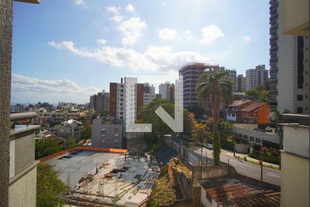 Apartamento para alugar com 68m², 2 quartos e 1 vagaVista