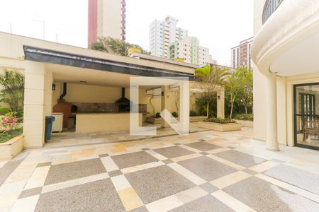 Apartamento à venda com 118m², 4 quartos e 3 vagasÁrea comum - Churrasqueira