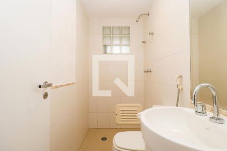 Apartamento à venda com 118m², 4 quartos e 3 vagasBanheiro Social