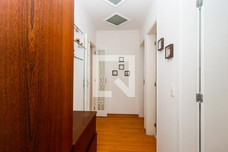Apartamento à venda com 118m², 4 quartos e 3 vagasCorredor