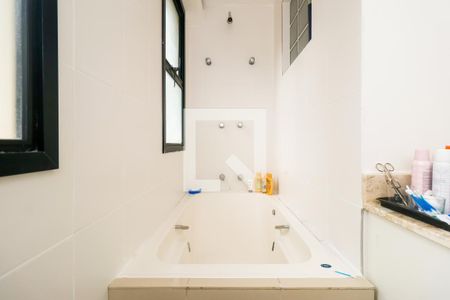 Apartamento à venda com 118m², 4 quartos e 3 vagasBanheiro da Suíte