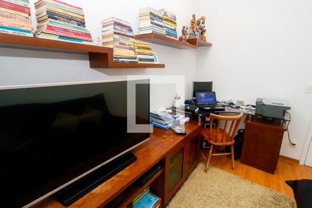 Apartamento à venda com 118m², 4 quartos e 3 vagasQuarto 3