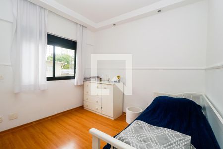Apartamento à venda com 118m², 4 quartos e 3 vagasQuarto 2 - Suíte