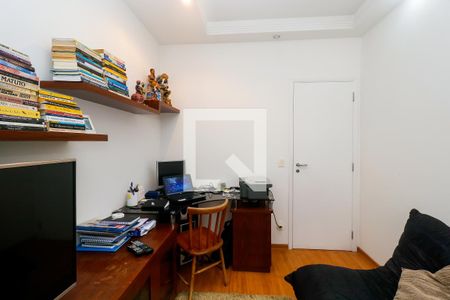 Apartamento à venda com 118m², 4 quartos e 3 vagasQuarto 3