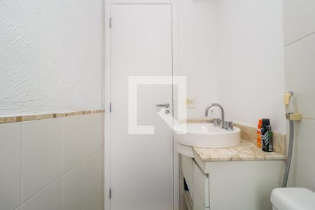 Apartamento à venda com 118m², 4 quartos e 3 vagasBanheiro da Suíte 2