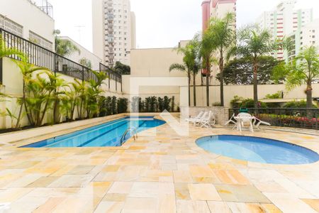 Apartamento à venda com 118m², 4 quartos e 3 vagasÁrea comum - Piscina