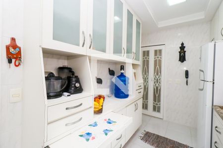 Apartamento à venda com 118m², 4 quartos e 3 vagasCozinha - Armários