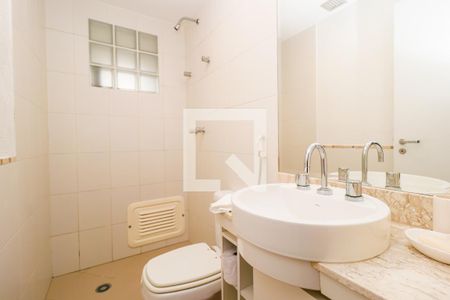 Apartamento à venda com 118m², 4 quartos e 3 vagasBanheiro Social