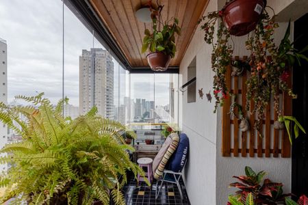 Sacada  de apartamento para alugar com 3 quartos, 97m² em Saúde, São Paulo