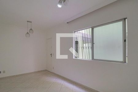 Sala de apartamento para alugar com 3 quartos, 52m² em Santa Cruz, Belo Horizonte